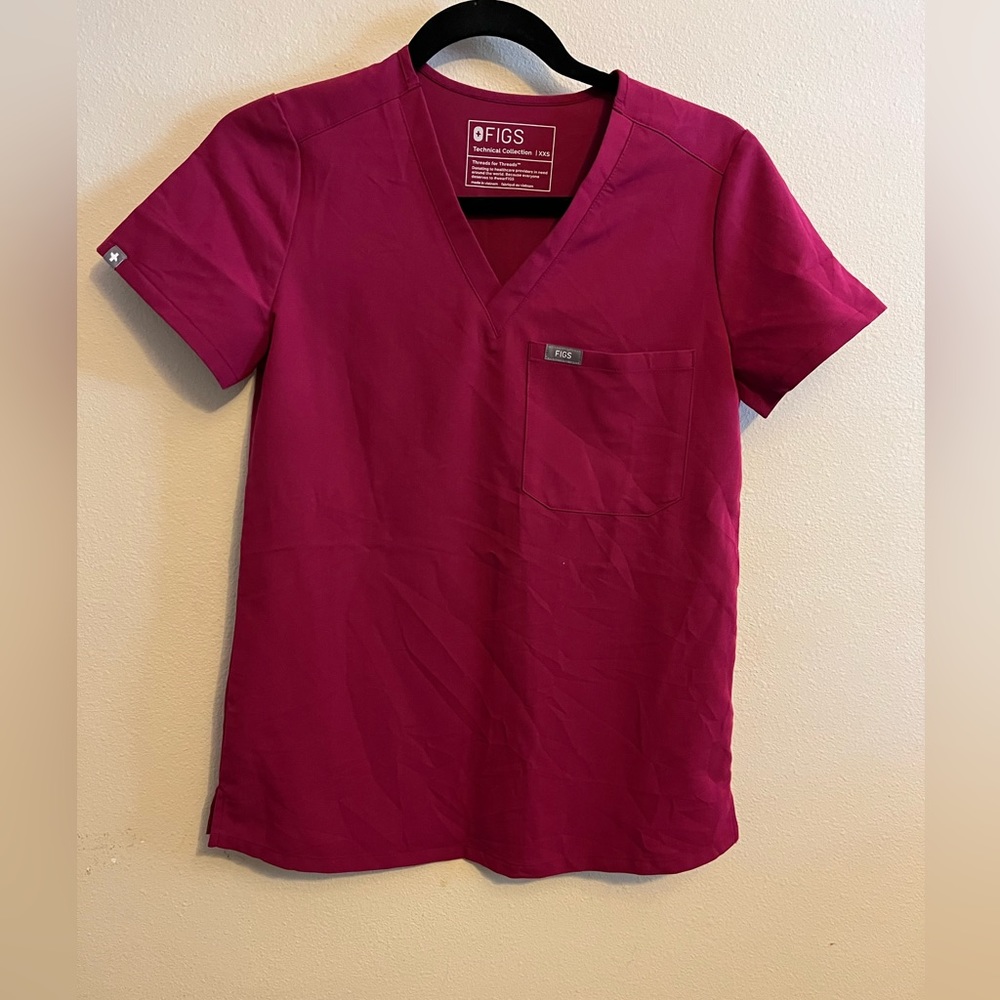 Pre-Owned 
Figs 
Catrina scrub top